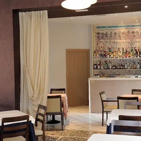 Mon Toc Szálloda 2*