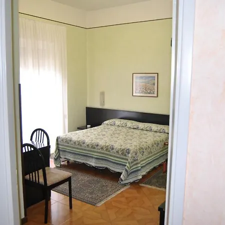 Szálloda Mon Toc Stresa